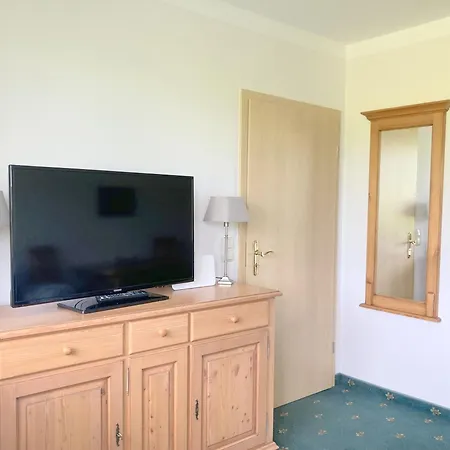 Mit Gartenblick K1 206 Spalt