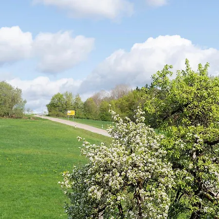 Mit Gartenblick K1 206 Spalt